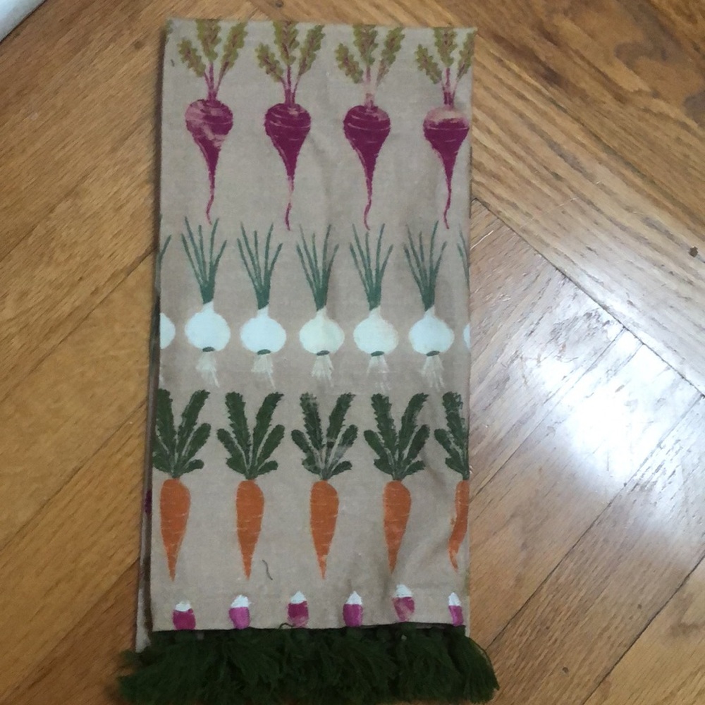 Anthro HARPER TEA TOWEL  Fresh Market - Picture 8 of 8